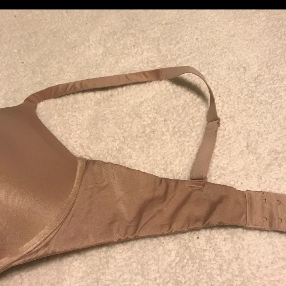 Victoria Secret Bra 38D Bombshell item was SOLD - Picture 4 of 4